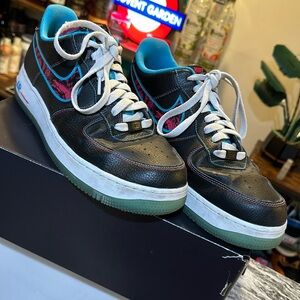 Nike Air Force 1 ‘07 tropical pink/black/blue Size 11